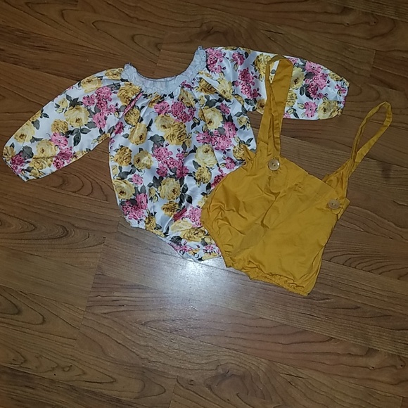 Other - Baby Floral onesie suspender bottom outfit